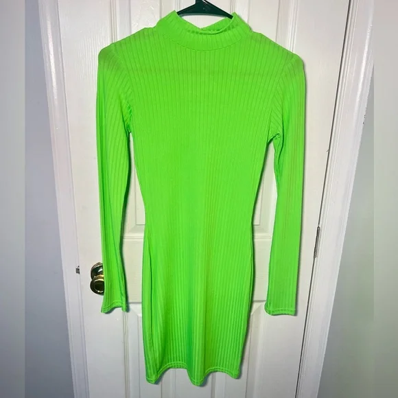 pretty little thing green long sleeve dress PrettyLittleThing Emerald Sequin Long Sleeve Dress